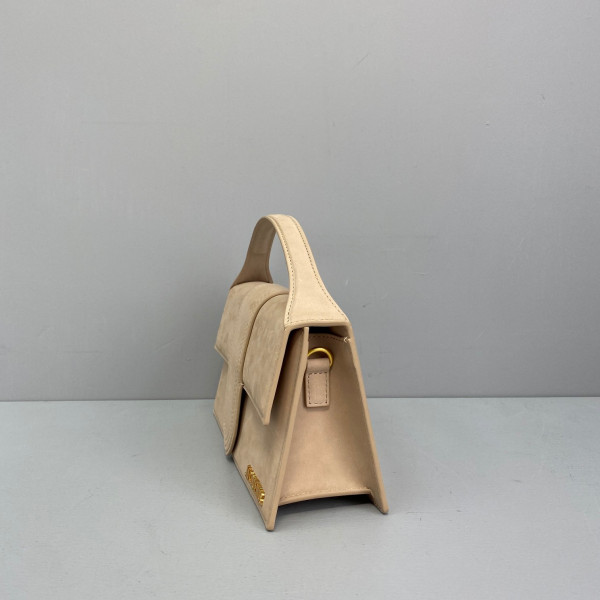 (image for) JACQUEMUS Le grand Bambino