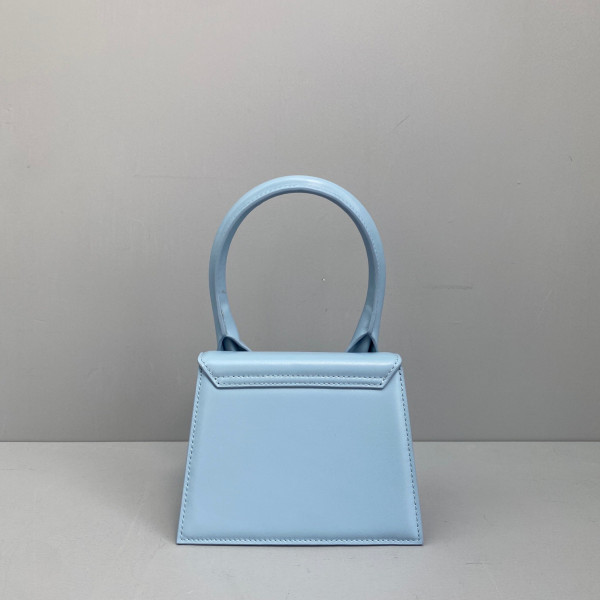 JACQUEMUS Le Chiquito Noeud [Jacquemus21] CELINE CHANEL ACCESSORIES LOEWE SHOES LOUIS VUITTON DIRO YSL OTHER BRAND HANDBAGS BALENCIAGA BOTTEGA VENETA GOYARD HERMES BURBERRY VALENTINO GUCCI FENDI MIUMIU CHLOE PRADA BVLGARI SUITCASE NEW ARRIVAL 