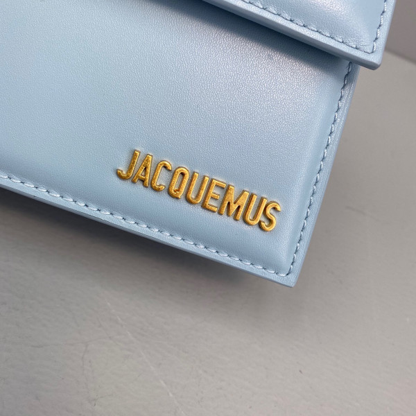 JACQUEMUS Le Chiquito Noeud [Jacquemus21] CELINE CHANEL ACCESSORIES LOEWE SHOES LOUIS VUITTON DIRO YSL OTHER BRAND HANDBAGS BALENCIAGA BOTTEGA VENETA GOYARD HERMES BURBERRY VALENTINO GUCCI FENDI MIUMIU CHLOE PRADA BVLGARI SUITCASE NEW ARRIVAL 