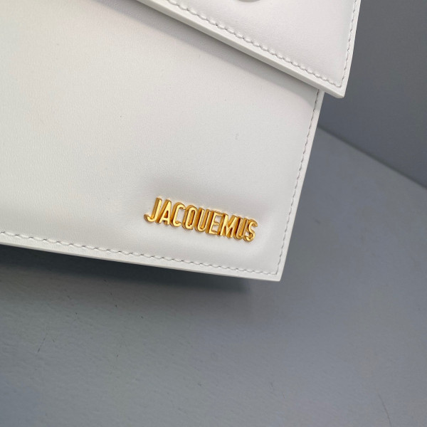 JACQUEMUS Le grand Chiquito [Jacquemus18] CELINE CHANEL ACCESSORIES LOEWE SHOES LOUIS VUITTON DIRO YSL OTHER BRAND HANDBAGS BALENCIAGA BOTTEGA VENETA GOYARD HERMES BURBERRY VALENTINO GUCCI FENDI MIUMIU CHLOE PRADA BVLGARI SUITCASE NEW ARRIVAL 