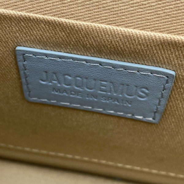 JACQUEMUS Le grand Chiquito [Jacquemus17] CELINE CHANEL ACCESSORIES LOEWE SHOES LOUIS VUITTON DIRO YSL OTHER BRAND HANDBAGS BALENCIAGA BOTTEGA VENETA GOYARD HERMES BURBERRY VALENTINO GUCCI FENDI MIUMIU CHLOE PRADA BVLGARI SUITCASE NEW ARRIVAL 