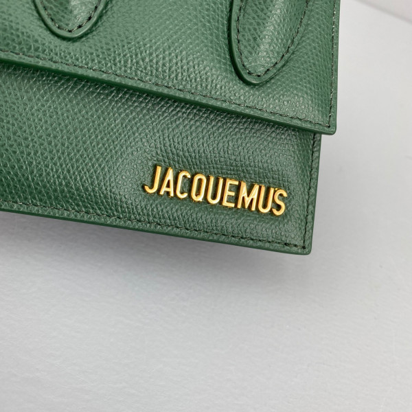 JACQUEMUS Le Chiquito Mini Bag [Jacquemus9] CELINE CHANEL ACCESSORIES LOEWE SHOES LOUIS VUITTON DIRO YSL OTHER BRAND HANDBAGS BALENCIAGA BOTTEGA VENETA GOYARD HERMES BURBERRY VALENTINO GUCCI FENDI MIUMIU CHLOE PRADA BVLGARI SUITCASE NEW ARRIVAL 