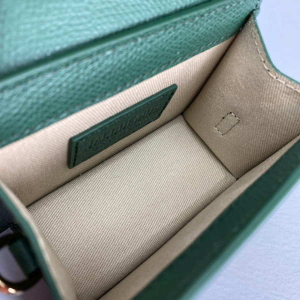 JACQUEMUS Le Chiquito Mini Bag [Jacquemus9] CELINE CHANEL ACCESSORIES LOEWE SHOES LOUIS VUITTON DIRO YSL OTHER BRAND HANDBAGS BALENCIAGA BOTTEGA VENETA GOYARD HERMES BURBERRY VALENTINO GUCCI FENDI MIUMIU CHLOE PRADA BVLGARI SUITCASE NEW ARRIVAL 