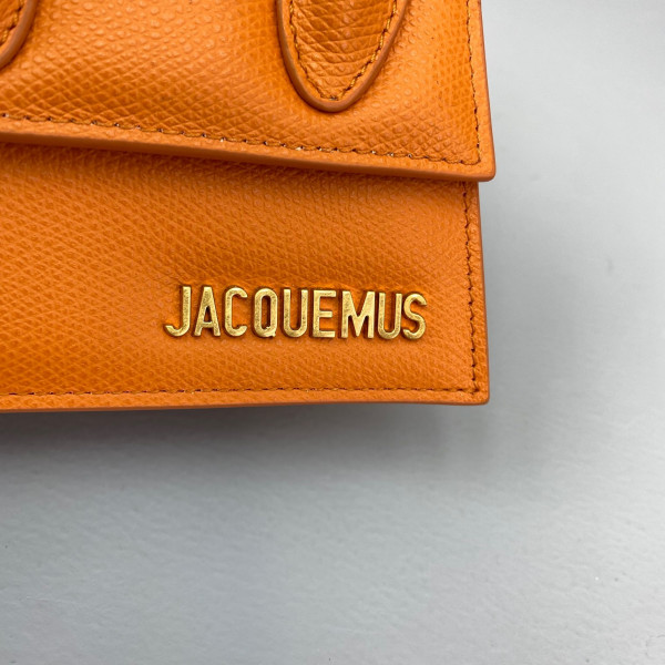 JACQUEMUS Le Chiquito Mini Bag [Jacquemus7] CELINE CHANEL ACCESSORIES LOEWE SHOES LOUIS VUITTON DIRO YSL OTHER BRAND HANDBAGS BALENCIAGA BOTTEGA VENETA GOYARD HERMES BURBERRY VALENTINO GUCCI FENDI MIUMIU CHLOE PRADA BVLGARI SUITCASE NEW ARRIVAL 