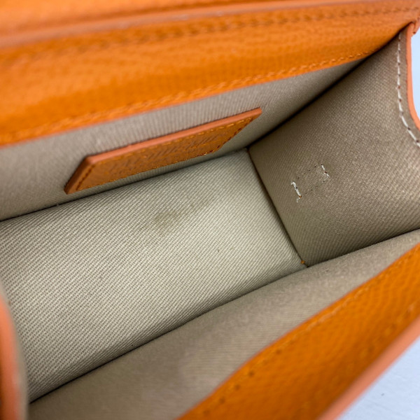 JACQUEMUS Le Chiquito Mini Bag [Jacquemus7] CELINE CHANEL ACCESSORIES LOEWE SHOES LOUIS VUITTON DIRO YSL OTHER BRAND HANDBAGS BALENCIAGA BOTTEGA VENETA GOYARD HERMES BURBERRY VALENTINO GUCCI FENDI MIUMIU CHLOE PRADA BVLGARI SUITCASE NEW ARRIVAL 