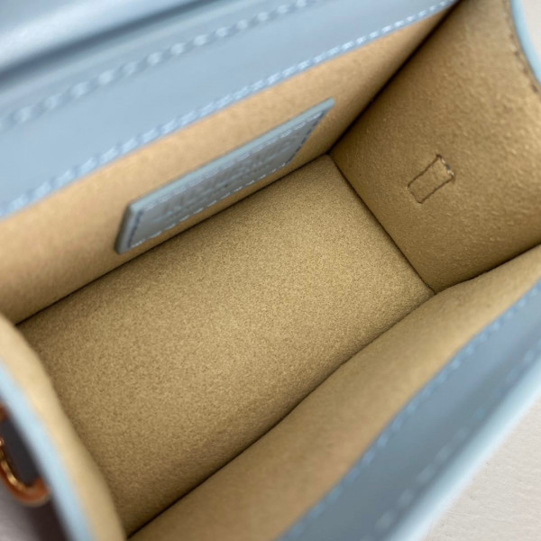 JACQUEMUS Le Chiquito Mini Bag [Jacquemus1] CELINE CHANEL ACCESSORIES LOEWE SHOES LOUIS VUITTON DIRO YSL OTHER BRAND HANDBAGS BALENCIAGA BOTTEGA VENETA GOYARD HERMES BURBERRY VALENTINO GUCCI FENDI MIUMIU CHLOE PRADA BVLGARI SUITCASE NEW ARRIVAL 