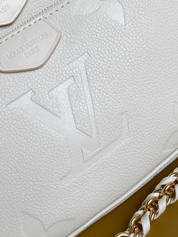 LOUIS VUITTON MULTI POCHETTE ACCESSOIRES [M80447] CELINE CHANEL ACCESSORIES LOEWE SHOES LOUIS VUITTON DIRO YSL OTHER BRAND HANDBAGS BALENCIAGA BOTTEGA VENETA GOYARD HERMES BURBERRY VALENTINO GUCCI FENDI MIUMIU CHLOE PRADA BVLGARI SUITCASE NEW ARRIVAL 