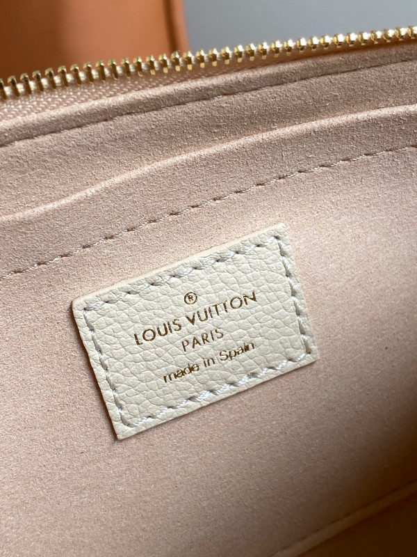 LOUIS VUITTON MULTI POCHETTE ACCESSOIRES [M80447] CELINE CHANEL ACCESSORIES LOEWE SHOES LOUIS VUITTON DIRO YSL OTHER BRAND HANDBAGS BALENCIAGA BOTTEGA VENETA GOYARD HERMES BURBERRY VALENTINO GUCCI FENDI MIUMIU CHLOE PRADA BVLGARI SUITCASE NEW ARRIVAL 