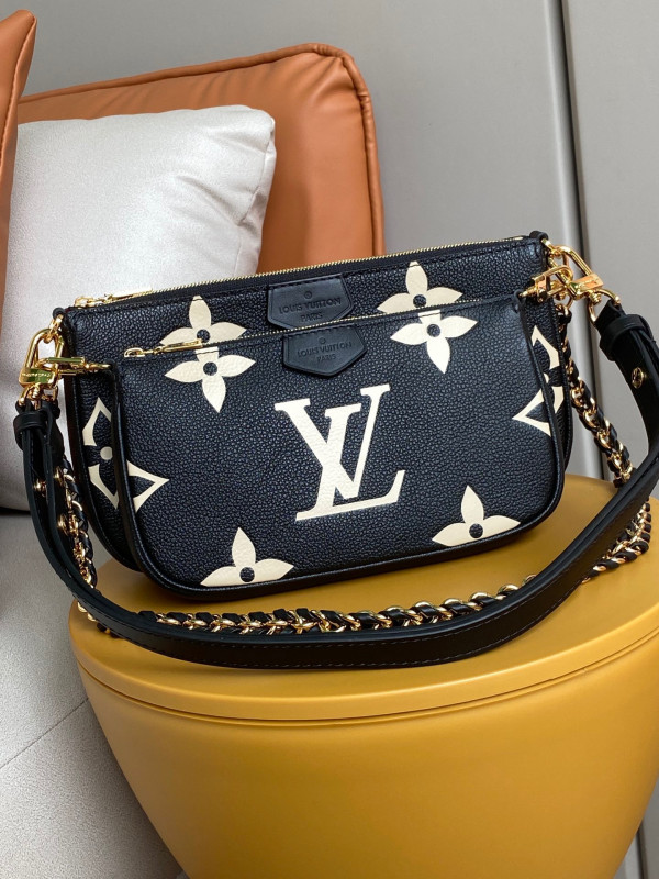 LOUIS VUITTON MULTI POCHETTE ACCESSOIRES [M45777] CELINE CHANEL ACCESSORIES LOEWE SHOES LOUIS VUITTON DIRO YSL OTHER BRAND HANDBAGS BALENCIAGA BOTTEGA VENETA GOYARD HERMES BURBERRY VALENTINO GUCCI FENDI MIUMIU CHLOE PRADA BVLGARI SUITCASE NEW ARRIVAL 
