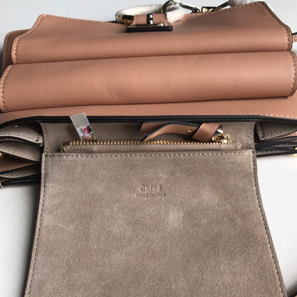 CHLOE FAYE SMALL PURSE [Chloe112] CELINE CHANEL ACCESSORIES LOEWE SHOES LOUIS VUITTON DIRO YSL OTHER BRAND HANDBAGS BALENCIAGA BOTTEGA VENETA GOYARD HERMES BURBERRY VALENTINO GUCCI FENDI MIUMIU CHLOE PRADA BVLGARI SUITCASE NEW ARRIVAL 