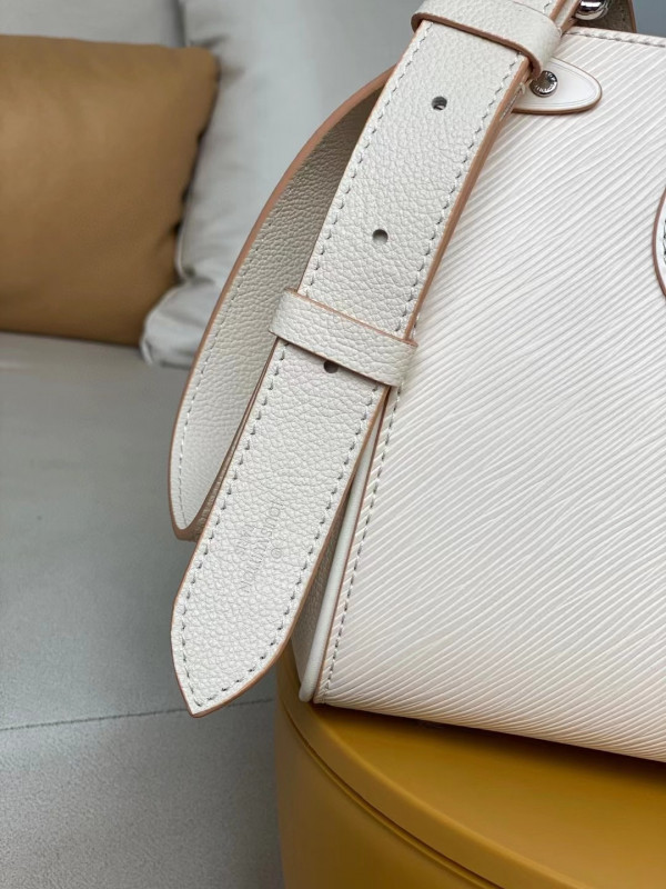 LOUIS VUITTON GRENELLE TOTE MM [Louis864] CELINE CHANEL ACCESSORIES LOEWE SHOES LOUIS VUITTON DIRO YSL OTHER BRAND HANDBAGS BALENCIAGA BOTTEGA VENETA GOYARD HERMES BURBERRY VALENTINO GUCCI FENDI MIUMIU CHLOE PRADA BVLGARI SUITCASE NEW ARRIVAL 