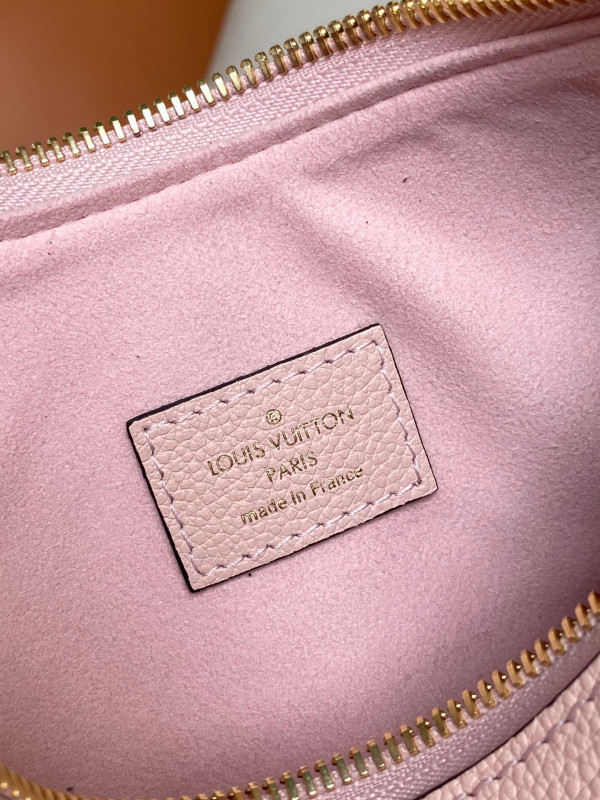 LOUIS VUITTON MARSHMALLOW [M45697] CELINE CHANEL ACCESSORIES LOEWE SHOES LOUIS VUITTON DIRO YSL OTHER BRAND HANDBAGS BALENCIAGA BOTTEGA VENETA GOYARD HERMES BURBERRY VALENTINO GUCCI FENDI MIUMIU CHLOE PRADA BVLGARI SUITCASE NEW ARRIVAL 