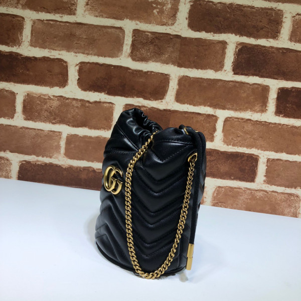 GUCCI GG Marmont mini bucket bag [575163-3] CELINE CHANEL ACCESSORIES LOEWE SHOES LOUIS VUITTON DIRO YSL OTHER BRAND HANDBAGS BALENCIAGA BOTTEGA VENETA GOYARD HERMES BURBERRY VALENTINO GUCCI FENDI MIUMIU CHLOE PRADA BVLGARI SUITCASE NEW ARRIVAL 