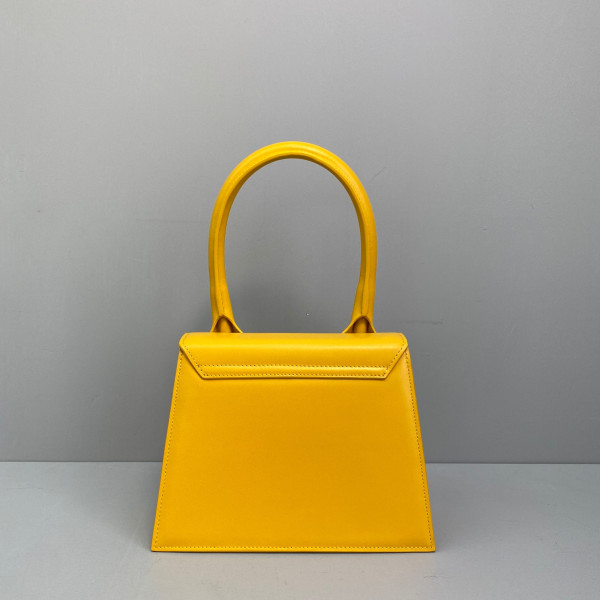 (image for) JACQUEMUS Le grand Chiquito