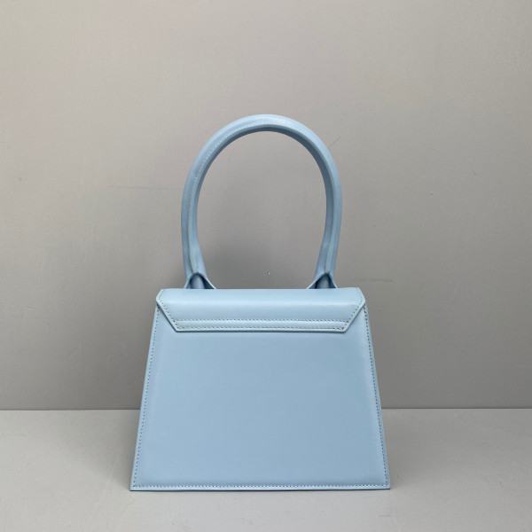 (image for) JACQUEMUS Le grand Chiquito