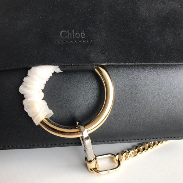 CHLOE FAYE SMALL SHOULDER BAG [Chloe101] CELINE CHANEL ACCESSORIES LOEWE SHOES LOUIS VUITTON DIRO YSL OTHER BRAND HANDBAGS BALENCIAGA BOTTEGA VENETA GOYARD HERMES BURBERRY VALENTINO GUCCI FENDI MIUMIU CHLOE PRADA BVLGARI SUITCASE NEW ARRIVAL 