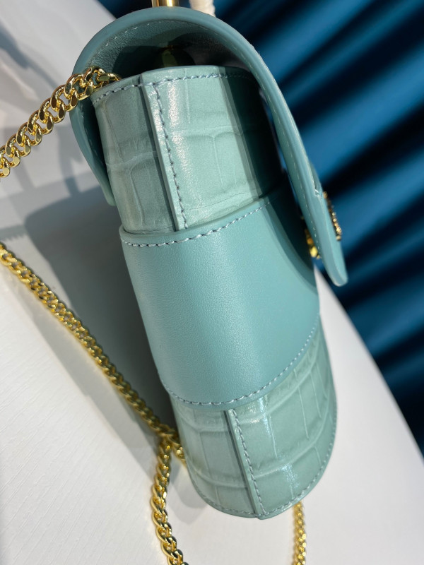 CHLOE ABY LOCK [Chloe98] CELINE CHANEL ACCESSORIES LOEWE SHOES LOUIS VUITTON DIRO YSL OTHER BRAND HANDBAGS BALENCIAGA BOTTEGA VENETA GOYARD HERMES BURBERRY VALENTINO GUCCI FENDI MIUMIU CHLOE PRADA BVLGARI SUITCASE NEW ARRIVAL 