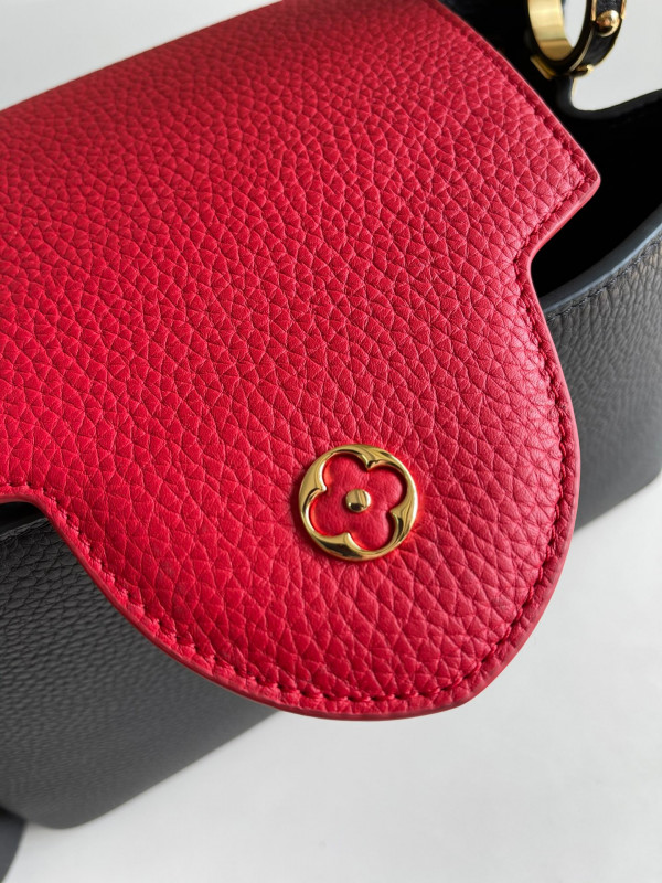 LOUIS VUITTON CAPUCINES PM [Louis859] CELINE CHANEL ACCESSORIES LOEWE SHOES LOUIS VUITTON DIRO YSL OTHER BRAND HANDBAGS BALENCIAGA BOTTEGA VENETA GOYARD HERMES BURBERRY VALENTINO GUCCI FENDI MIUMIU CHLOE PRADA BVLGARI SUITCASE NEW ARRIVAL 