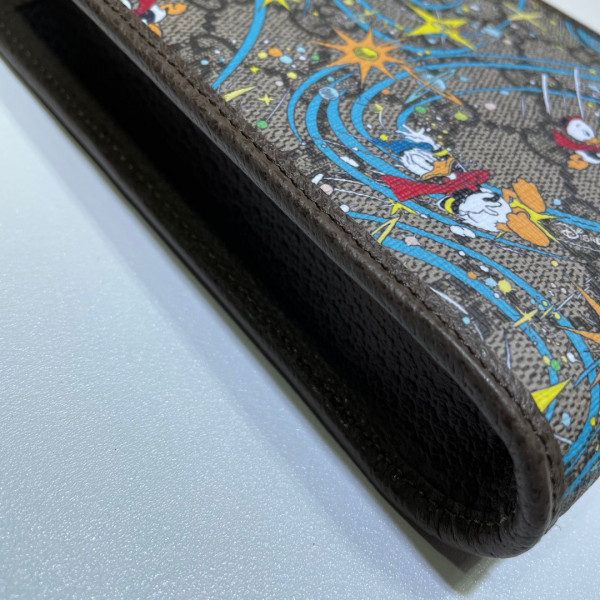 Disney x Gucci Donald Duck mini bag [?647927-1] CELINE CHANEL ACCESSORIES LOEWE SHOES LOUIS VUITTON DIRO YSL OTHER BRAND HANDBAGS BALENCIAGA BOTTEGA VENETA GOYARD HERMES BURBERRY VALENTINO GUCCI FENDI MIUMIU CHLOE PRADA BVLGARI SUITCASE NEW ARRIVAL 