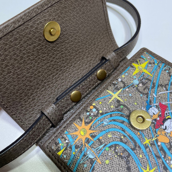 Disney x Gucci Donald Duck mini bag [?647927-1] CELINE CHANEL ACCESSORIES LOEWE SHOES LOUIS VUITTON DIRO YSL OTHER BRAND HANDBAGS BALENCIAGA BOTTEGA VENETA GOYARD HERMES BURBERRY VALENTINO GUCCI FENDI MIUMIU CHLOE PRADA BVLGARI SUITCASE NEW ARRIVAL 