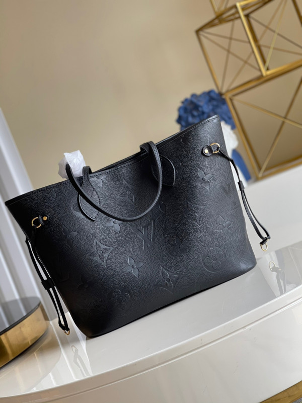 LOUIS VUITTON NEVERFULL MM [M45685] CELINE CHANEL ACCESSORIES LOEWE SHOES LOUIS VUITTON DIRO YSL OTHER BRAND HANDBAGS BALENCIAGA BOTTEGA VENETA GOYARD HERMES BURBERRY VALENTINO GUCCI FENDI MIUMIU CHLOE PRADA BVLGARI SUITCASE NEW ARRIVAL 