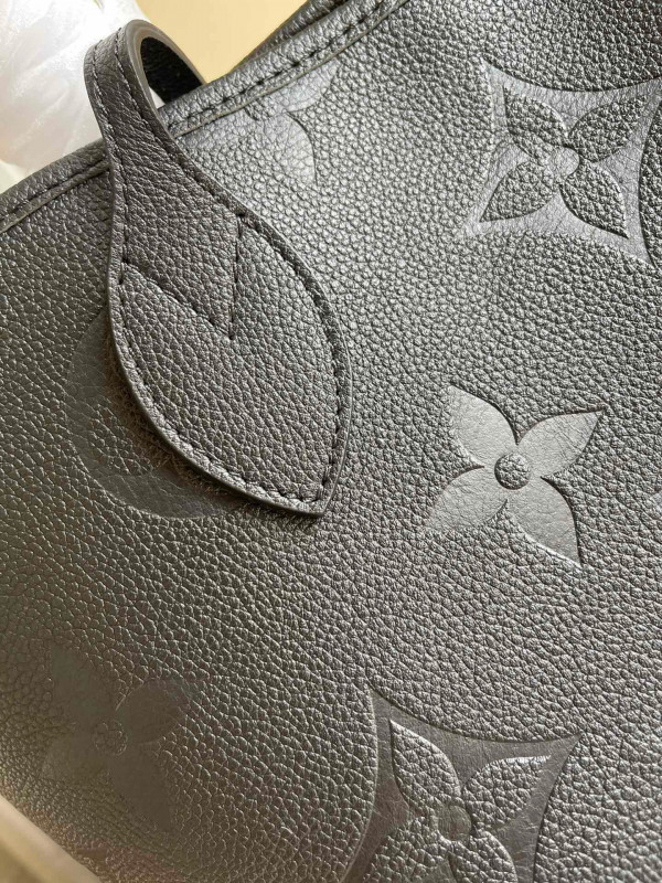 LOUIS VUITTON NEVERFULL MM [M45685] CELINE CHANEL ACCESSORIES LOEWE SHOES LOUIS VUITTON DIRO YSL OTHER BRAND HANDBAGS BALENCIAGA BOTTEGA VENETA GOYARD HERMES BURBERRY VALENTINO GUCCI FENDI MIUMIU CHLOE PRADA BVLGARI SUITCASE NEW ARRIVAL 