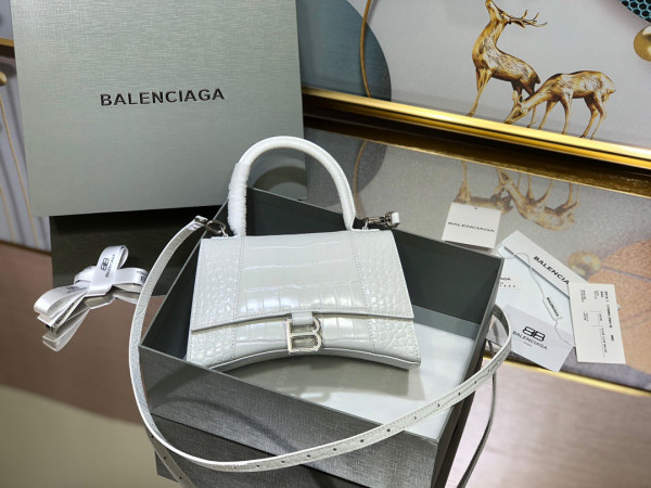 BALENCIAGA HOURGLASS [Balenciaga179] CELINE CHANEL ACCESSORIES LOEWE SHOES LOUIS VUITTON DIRO YSL OTHER BRAND HANDBAGS BALENCIAGA BOTTEGA VENETA GOYARD HERMES BURBERRY VALENTINO GUCCI FENDI MIUMIU CHLOE PRADA BVLGARI SUITCASE NEW ARRIVAL 