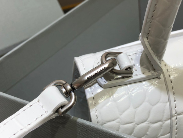 BALENCIAGA HOURGLASS [Balenciaga178] CELINE CHANEL ACCESSORIES LOEWE SHOES LOUIS VUITTON DIRO YSL OTHER BRAND HANDBAGS BALENCIAGA BOTTEGA VENETA GOYARD HERMES BURBERRY VALENTINO GUCCI FENDI MIUMIU CHLOE PRADA BVLGARI SUITCASE NEW ARRIVAL 