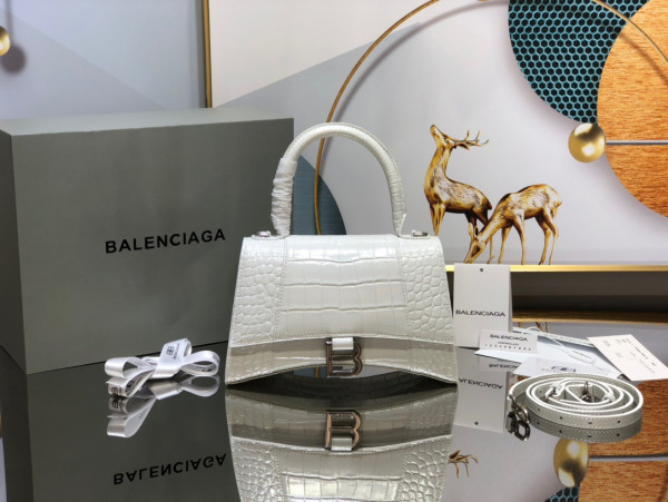 (image for) BALENCIAGA HOURGLASS