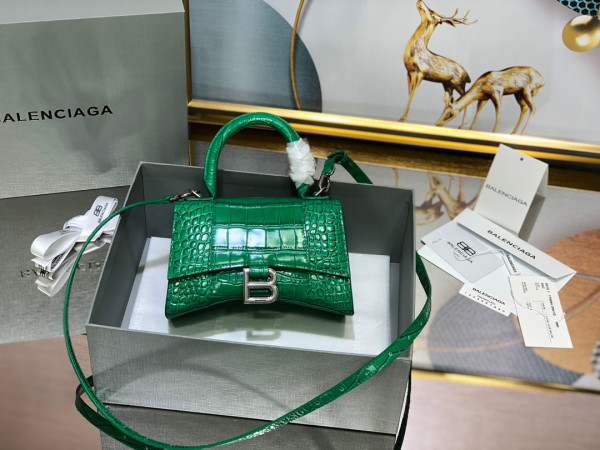 BALENCIAGA HOURGLASS [Balenciaga172] CELINE CHANEL ACCESSORIES LOEWE SHOES LOUIS VUITTON DIRO YSL OTHER BRAND HANDBAGS BALENCIAGA BOTTEGA VENETA GOYARD HERMES BURBERRY VALENTINO GUCCI FENDI MIUMIU CHLOE PRADA BVLGARI SUITCASE NEW ARRIVAL 
