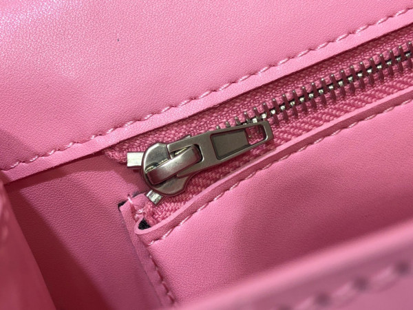 BALENCIAGA HOURGLASS [Balenciaga168] CELINE CHANEL ACCESSORIES LOEWE SHOES LOUIS VUITTON DIRO YSL OTHER BRAND HANDBAGS BALENCIAGA BOTTEGA VENETA GOYARD HERMES BURBERRY VALENTINO GUCCI FENDI MIUMIU CHLOE PRADA BVLGARI SUITCASE NEW ARRIVAL 