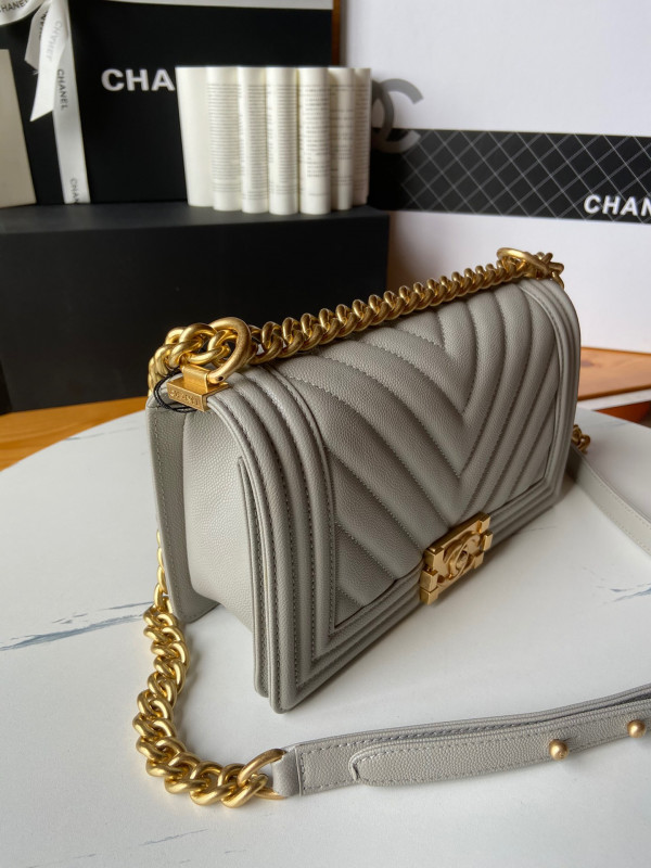 CL BOY BAG 20CM/25CM [Chanle1715] CELINE CHANEL ACCESSORIES LOEWE SHOES LOUIS VUITTON DIRO YSL OTHER BRAND HANDBAGS BALENCIAGA BOTTEGA VENETA GOYARD HERMES BURBERRY VALENTINO GUCCI FENDI MIUMIU CHLOE PRADA BVLGARI SUITCASE NEW ARRIVAL 