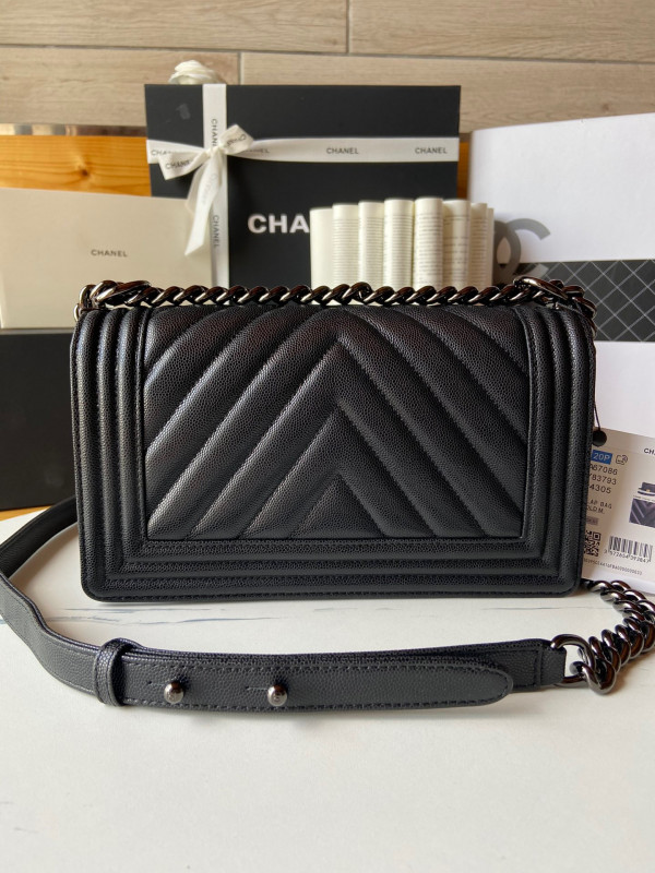 CL BOY BAG WITH GUN CHAIN 20CM/25CM [Chanle1709] CELINE CHANEL ACCESSORIES LOEWE SHOES LOUIS VUITTON DIRO YSL OTHER BRAND HANDBAGS BALENCIAGA BOTTEGA VENETA GOYARD HERMES BURBERRY VALENTINO GUCCI FENDI MIUMIU CHLOE PRADA BVLGARI SUITCASE NEW ARRIVAL 