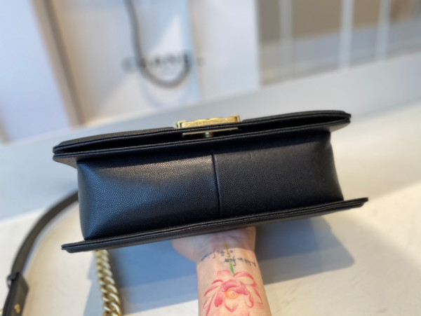 CL BOY BAG 20CM/25CM [Chanle1708] CELINE CHANEL ACCESSORIES LOEWE SHOES LOUIS VUITTON DIRO YSL OTHER BRAND HANDBAGS BALENCIAGA BOTTEGA VENETA GOYARD HERMES BURBERRY VALENTINO GUCCI FENDI MIUMIU CHLOE PRADA BVLGARI SUITCASE NEW ARRIVAL 