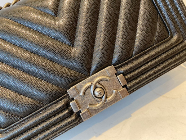 CL BOY BAG 20CM/25CM [Chanle1707] CELINE CHANEL ACCESSORIES LOEWE SHOES LOUIS VUITTON DIRO YSL OTHER BRAND HANDBAGS BALENCIAGA BOTTEGA VENETA GOYARD HERMES BURBERRY VALENTINO GUCCI FENDI MIUMIU CHLOE PRADA BVLGARI SUITCASE NEW ARRIVAL 