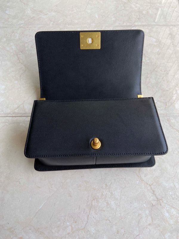 CL BOY BAG 20CM/25CM [Chanle1703] CELINE CHANEL ACCESSORIES LOEWE SHOES LOUIS VUITTON DIRO YSL OTHER BRAND HANDBAGS BALENCIAGA BOTTEGA VENETA GOYARD HERMES BURBERRY VALENTINO GUCCI FENDI MIUMIU CHLOE PRADA BVLGARI SUITCASE NEW ARRIVAL 