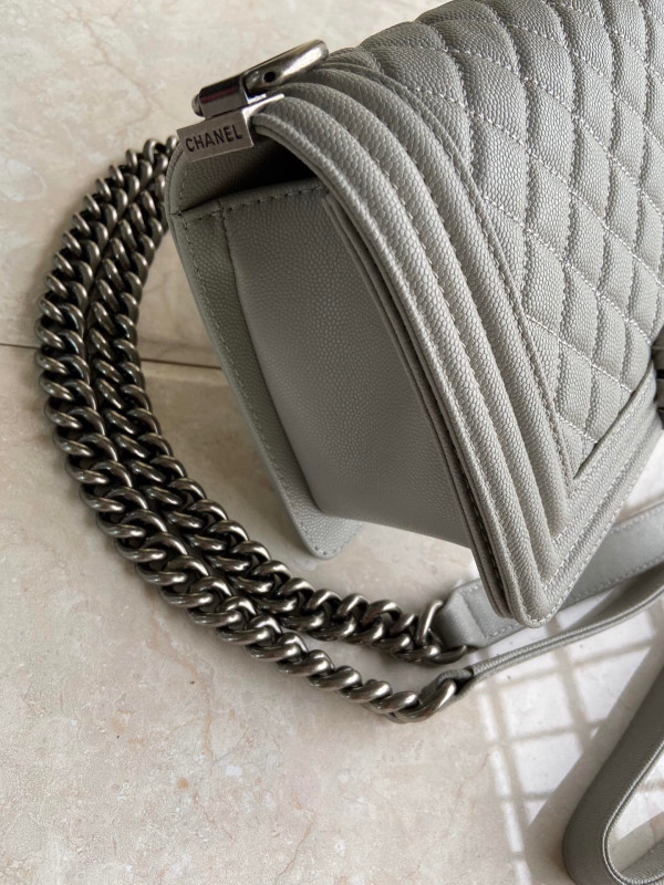 CL BOY BAG [Chanle1698] CELINE CHANEL ACCESSORIES LOEWE SHOES LOUIS VUITTON DIRO YSL OTHER BRAND HANDBAGS BALENCIAGA BOTTEGA VENETA GOYARD HERMES BURBERRY VALENTINO GUCCI FENDI MIUMIU CHLOE PRADA BVLGARI SUITCASE NEW ARRIVAL 