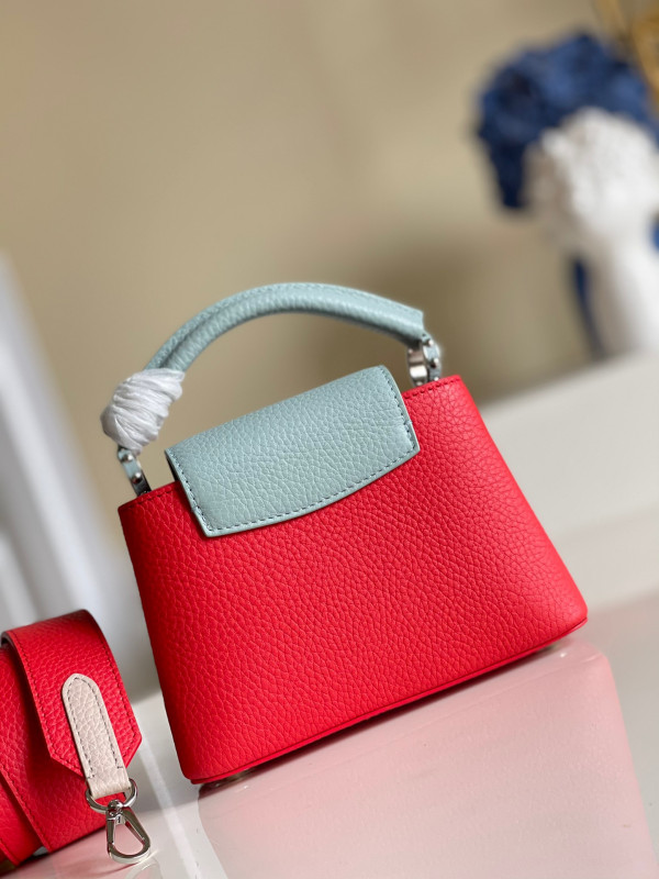 LOUIS VUITTON CAPUCINES MINI [M57520] CELINE CHANEL ACCESSORIES LOEWE SHOES LOUIS VUITTON DIRO YSL OTHER BRAND HANDBAGS BALENCIAGA BOTTEGA VENETA GOYARD HERMES BURBERRY VALENTINO GUCCI FENDI MIUMIU CHLOE PRADA BVLGARI SUITCASE NEW ARRIVAL 