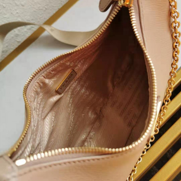 PRADA Re-Edition 2005 Saffiano leather bag [1BH204-11] CELINE CHANEL ACCESSORIES LOEWE SHOES LOUIS VUITTON DIRO YSL OTHER BRAND HANDBAGS BALENCIAGA BOTTEGA VENETA GOYARD HERMES BURBERRY VALENTINO GUCCI FENDI MIUMIU CHLOE PRADA BVLGARI SUITCASE NEW ARRIVAL 