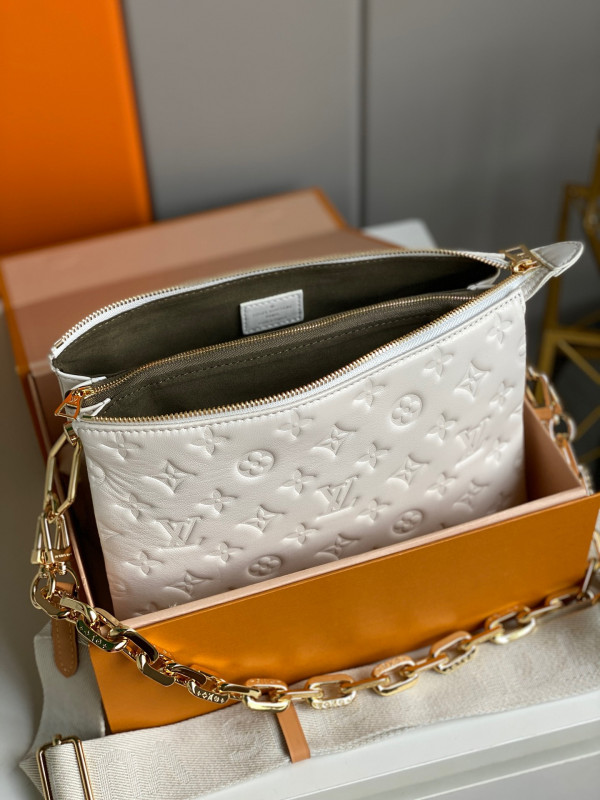 LOUIS VUITTON COUSSIN PM [M57793] CELINE CHANEL ACCESSORIES LOEWE SHOES LOUIS VUITTON DIRO YSL OTHER BRAND HANDBAGS BALENCIAGA BOTTEGA VENETA GOYARD HERMES BURBERRY VALENTINO GUCCI FENDI MIUMIU CHLOE PRADA BVLGARI SUITCASE NEW ARRIVAL 