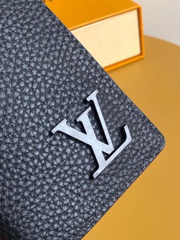 LOUIS VUITTON BRAZZA WALLET [M69980] CELINE CHANEL ACCESSORIES LOEWE SHOES LOUIS VUITTON DIRO YSL OTHER BRAND HANDBAGS BALENCIAGA BOTTEGA VENETA GOYARD HERMES BURBERRY VALENTINO GUCCI FENDI MIUMIU CHLOE PRADA BVLGARI SUITCASE NEW ARRIVAL 