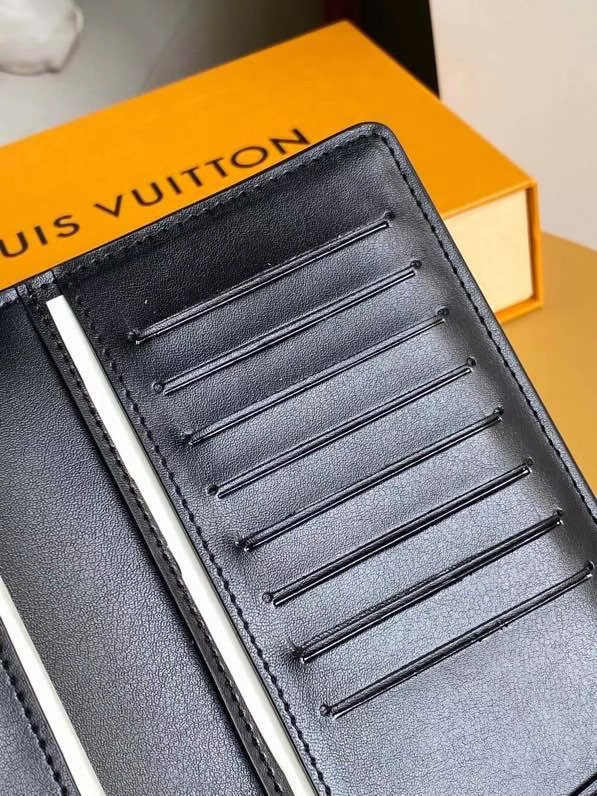 LOUIS VUITTON BRAZZA WALLET [M69980] CELINE CHANEL ACCESSORIES LOEWE SHOES LOUIS VUITTON DIRO YSL OTHER BRAND HANDBAGS BALENCIAGA BOTTEGA VENETA GOYARD HERMES BURBERRY VALENTINO GUCCI FENDI MIUMIU CHLOE PRADA BVLGARI SUITCASE NEW ARRIVAL 
