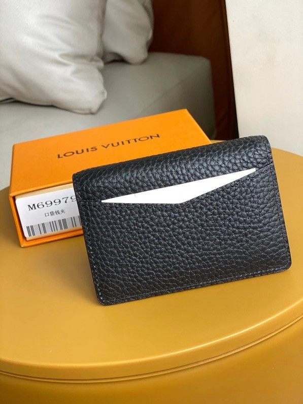 LOUIS VUITTON POCKET ORGANIZER [M69979] CELINE CHANEL ACCESSORIES LOEWE SHOES LOUIS VUITTON DIRO YSL OTHER BRAND HANDBAGS BALENCIAGA BOTTEGA VENETA GOYARD HERMES BURBERRY VALENTINO GUCCI FENDI MIUMIU CHLOE PRADA BVLGARI SUITCASE NEW ARRIVAL 