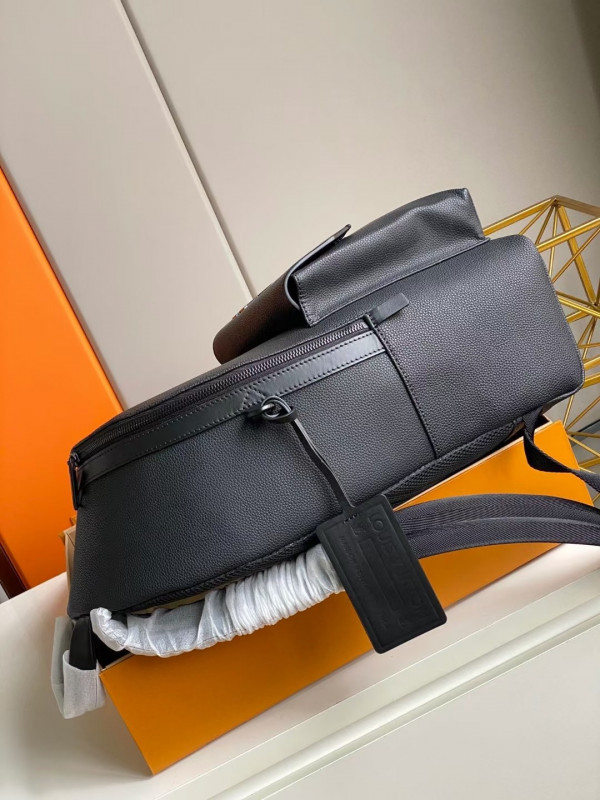 LOUIS VUITTON BACKPACK [M57079] CELINE CHANEL ACCESSORIES LOEWE SHOES LOUIS VUITTON DIRO YSL OTHER BRAND HANDBAGS BALENCIAGA BOTTEGA VENETA GOYARD HERMES BURBERRY VALENTINO GUCCI FENDI MIUMIU CHLOE PRADA BVLGARI SUITCASE NEW ARRIVAL 
