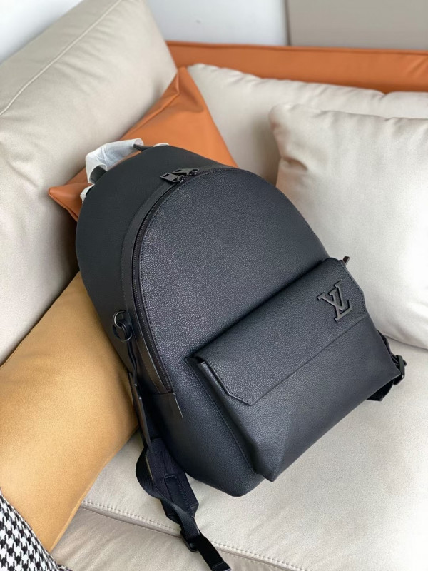 LOUIS VUITTON BACKPACK [M57079] CELINE CHANEL ACCESSORIES LOEWE SHOES LOUIS VUITTON DIRO YSL OTHER BRAND HANDBAGS BALENCIAGA BOTTEGA VENETA GOYARD HERMES BURBERRY VALENTINO GUCCI FENDI MIUMIU CHLOE PRADA BVLGARI SUITCASE NEW ARRIVAL 