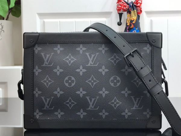 LOUIS VUITTON SOFT TRUNK [M44730] CELINE CHANEL ACCESSORIES LOEWE SHOES LOUIS VUITTON DIRO YSL OTHER BRAND HANDBAGS BALENCIAGA BOTTEGA VENETA GOYARD HERMES BURBERRY VALENTINO GUCCI FENDI MIUMIU CHLOE PRADA BVLGARI SUITCASE NEW ARRIVAL 