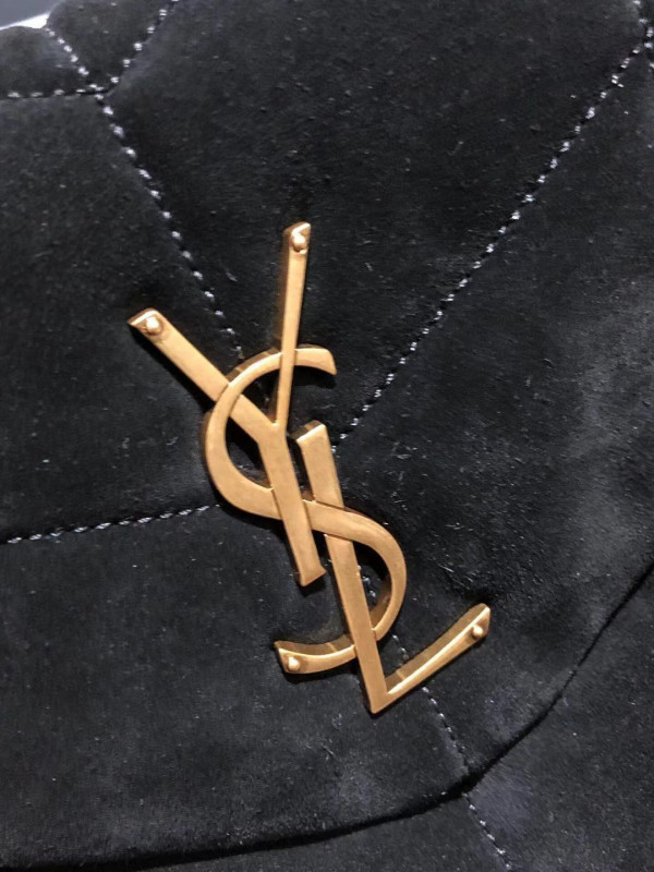 YSL LOULOU SMALL/MEDIUM [YSL316] CELINE CHANEL ACCESSORIES LOEWE SHOES LOUIS VUITTON DIRO YSL OTHER BRAND HANDBAGS BALENCIAGA BOTTEGA VENETA GOYARD HERMES BURBERRY VALENTINO GUCCI FENDI MIUMIU CHLOE PRADA BVLGARI SUITCASE NEW ARRIVAL 