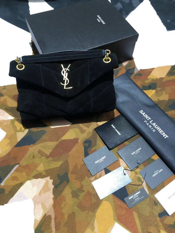 YSL LOULOU SMALL/MEDIUM [YSL316] CELINE CHANEL ACCESSORIES LOEWE SHOES LOUIS VUITTON DIRO YSL OTHER BRAND HANDBAGS BALENCIAGA BOTTEGA VENETA GOYARD HERMES BURBERRY VALENTINO GUCCI FENDI MIUMIU CHLOE PRADA BVLGARI SUITCASE NEW ARRIVAL 