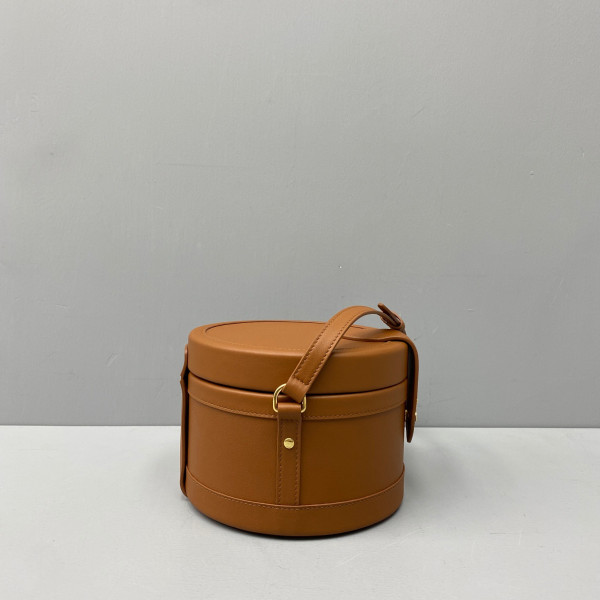 CELIN* MEDIUM TAMBOUR BAG [CELIN*137] CELINE CHANEL ACCESSORIES LOEWE SHOES LOUIS VUITTON DIRO YSL OTHER BRAND HANDBAGS BALENCIAGA BOTTEGA VENETA GOYARD HERMES BURBERRY VALENTINO GUCCI FENDI MIUMIU CHLOE PRADA BVLGARI SUITCASE NEW ARRIVAL 