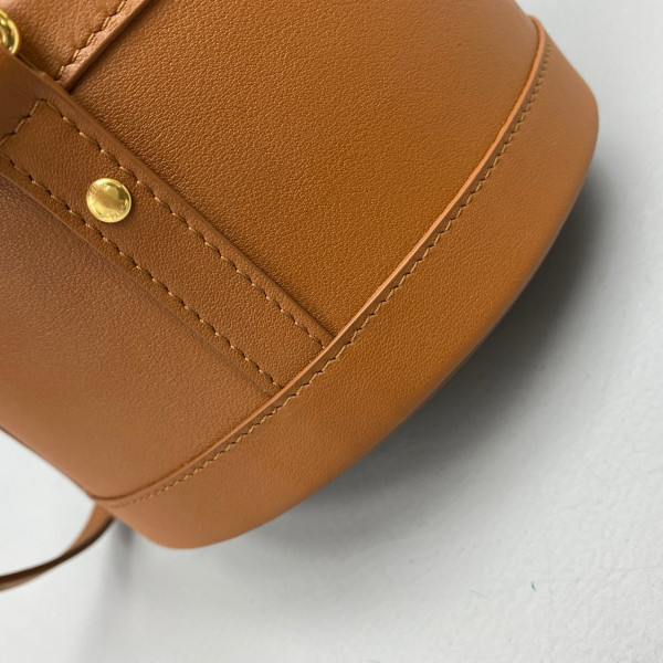 CELIN* MEDIUM TAMBOUR BAG [CELIN*137] CELINE CHANEL ACCESSORIES LOEWE SHOES LOUIS VUITTON DIRO YSL OTHER BRAND HANDBAGS BALENCIAGA BOTTEGA VENETA GOYARD HERMES BURBERRY VALENTINO GUCCI FENDI MIUMIU CHLOE PRADA BVLGARI SUITCASE NEW ARRIVAL 